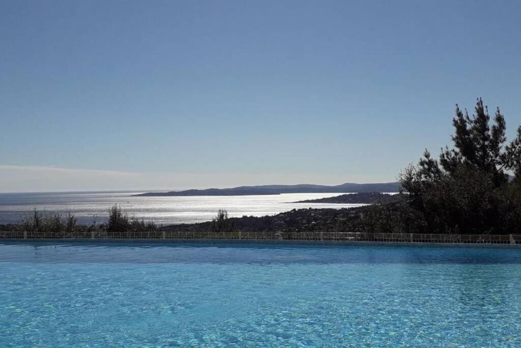 Tres Bel Appartement T3 Avec Splendide Vue Mer Les Issambres Dış mekan fotoğraf